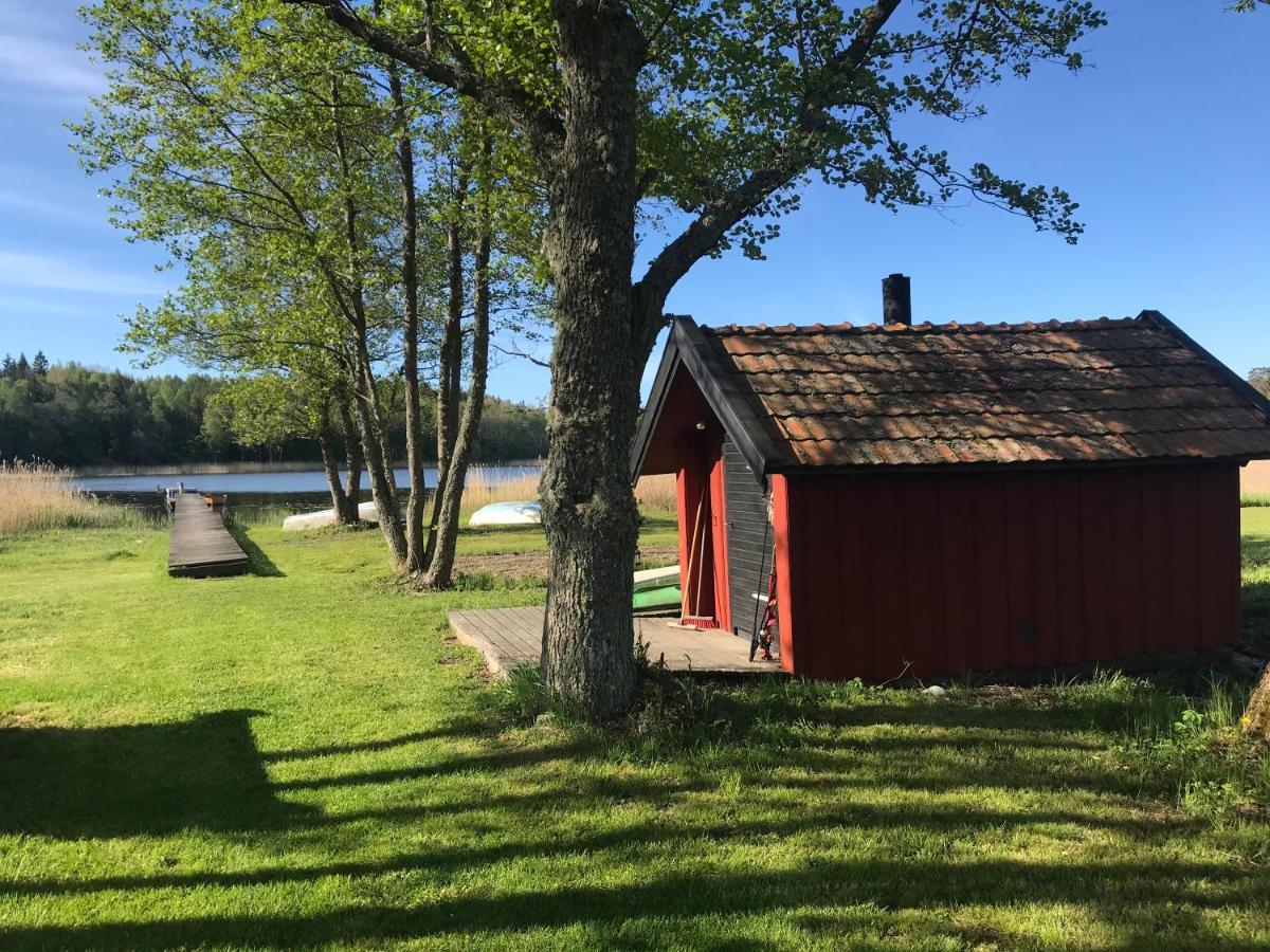 Nice Holiday House At Horse Farm With Lake And Sauna Holo  Zewnętrze zdjęcie
